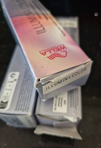 Wella illumina 10 - 10/81, in